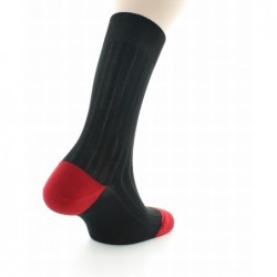 Berthe Aux Grands Pieds Chaussettes Aristote noir / vigne - Image 4