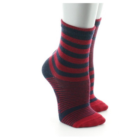 Berthe Aux Grands Pieds Chaussettes Rayures asymétriques rouges