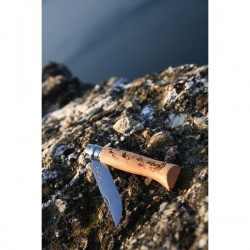 Opinel Couteau Randonnée - Tradition N°8 Gravure Sport - Image 5